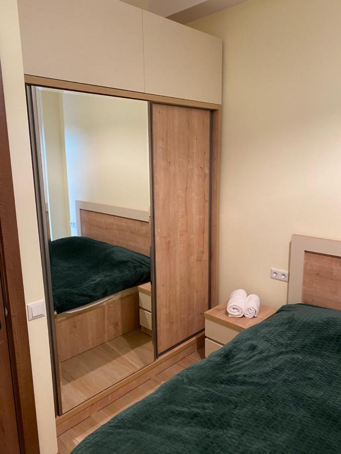 Lovely And Cozy Apartment! クタイシ エクステリア 写真
