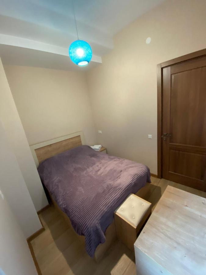 Lovely And Cozy Apartment! クタイシ エクステリア 写真